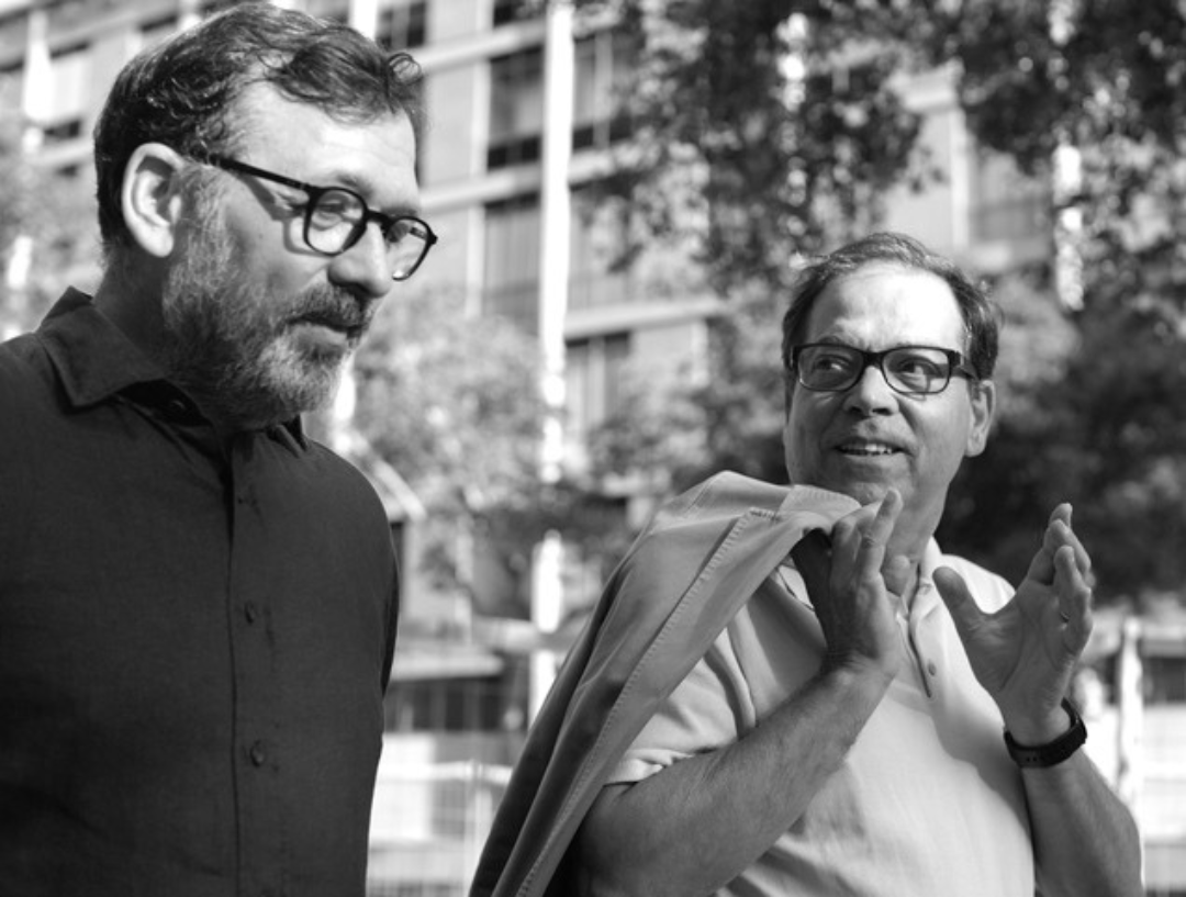 Indivisos Compramos problemas, vendemos tranquilidad